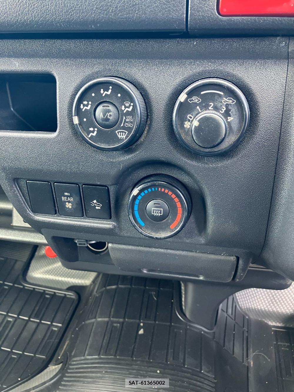 Toyota REGIUSACE VAN 2020--2 829406-24