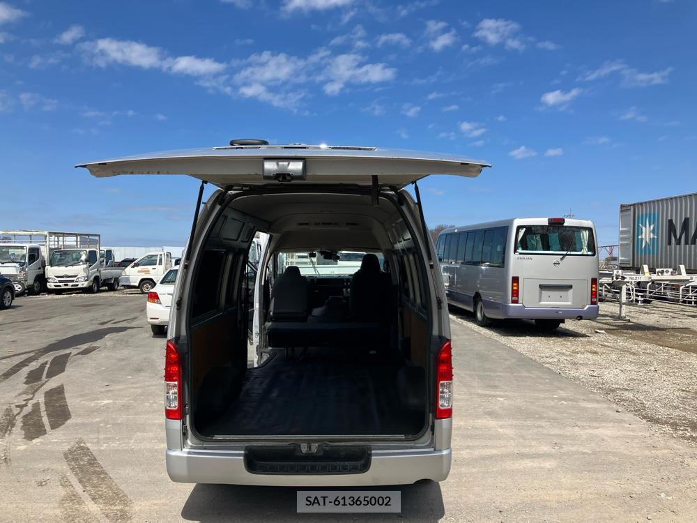 Toyota REGIUSACE VAN 2020--2 829406-33