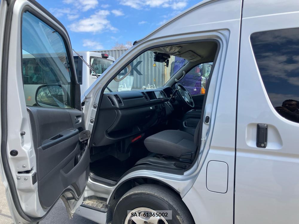 Toyota REGIUSACE VAN 2020--2 829406-8