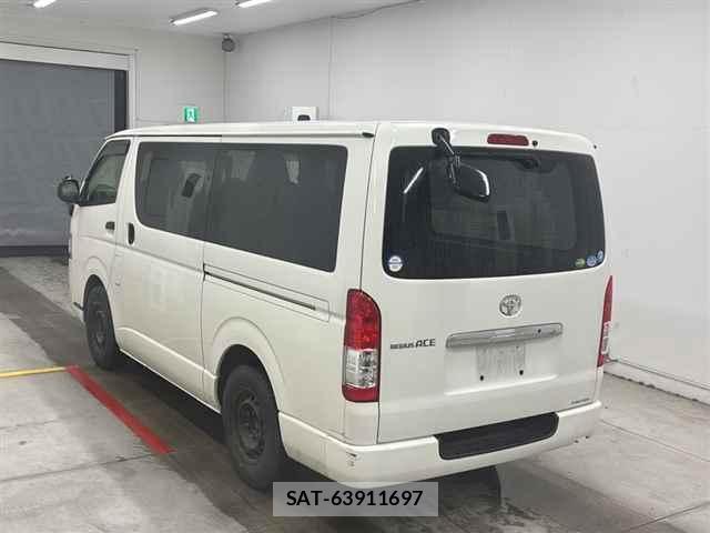 Toyota REGIUSACE VAN 2019-08 1055456-1