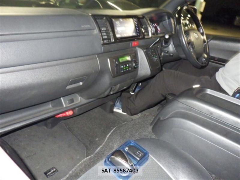 Toyota REGIUSACE VAN 2019 1066056-4