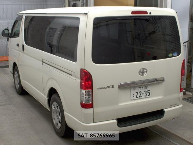 Toyota REGIUSACE VAN 2018-01 1095780-1