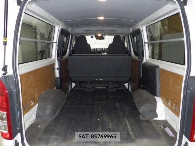 Toyota REGIUSACE VAN 2018-01 1095780-7