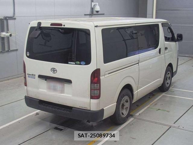 Toyota REGIUSACE VAN 2018 976220-1