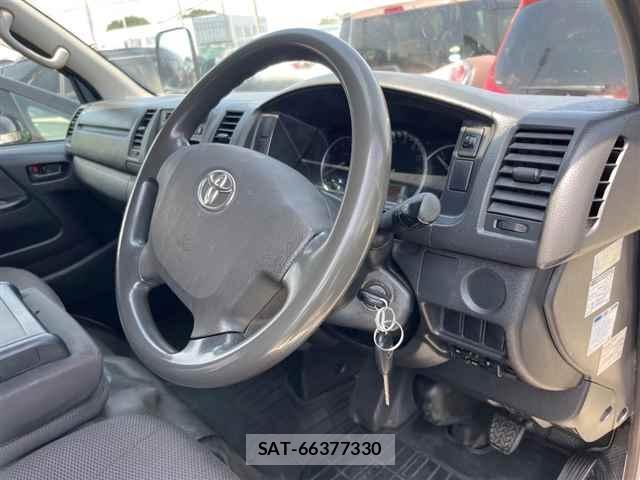 Toyota REGIUSACE VAN 2019 1213729-7