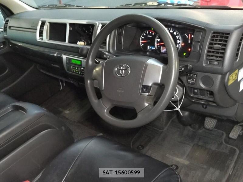 Toyota REGIUSACE VAN 2018 1263226-4