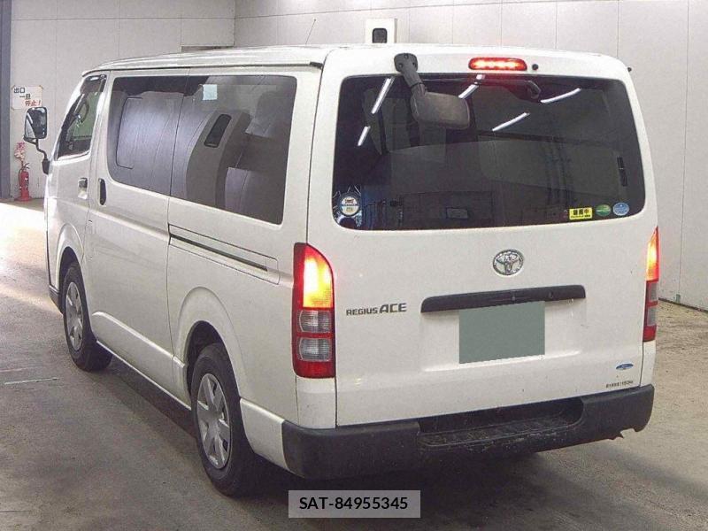 Toyota REGIUSACE VAN 2018 1274584-2
