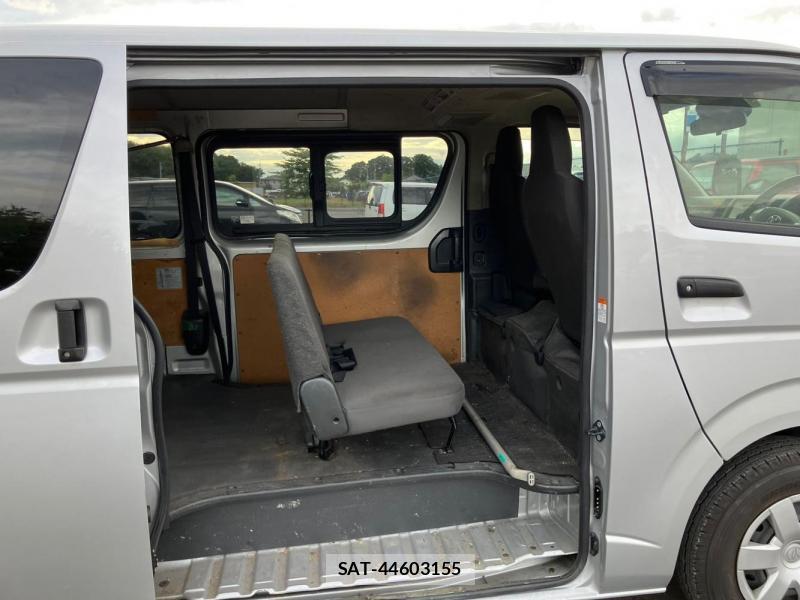 Toyota REGIUSACE VAN 2019 1252833-11