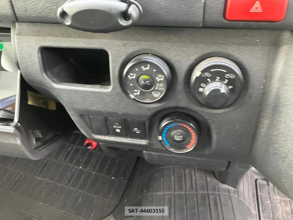 Toyota REGIUSACE VAN 2019 1252833-18