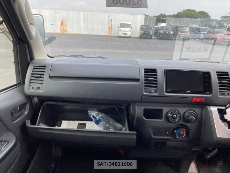 Toyota REGIUSACE VAN 2019 1277909-19
