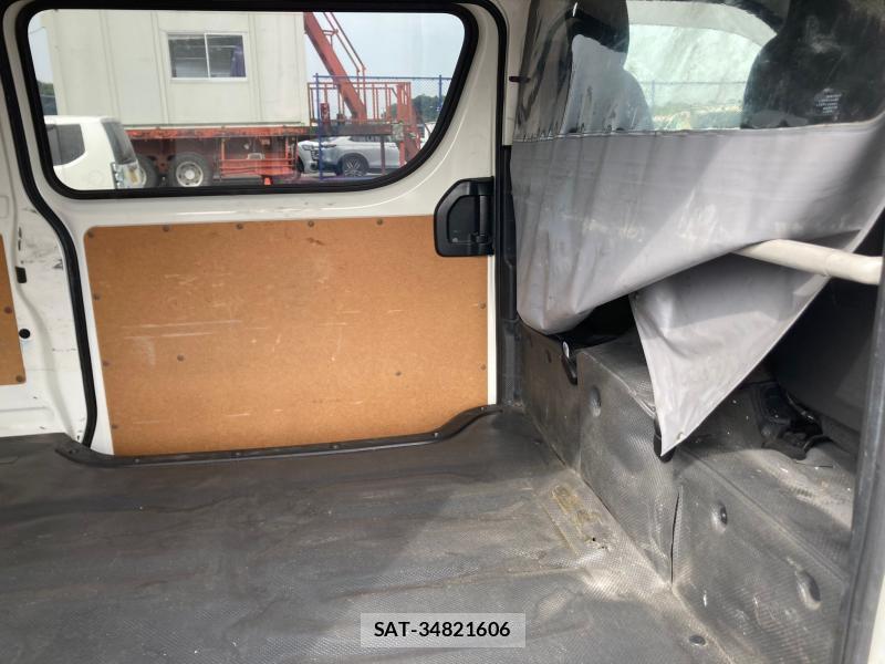 Toyota REGIUSACE VAN 2019 1277909-24
