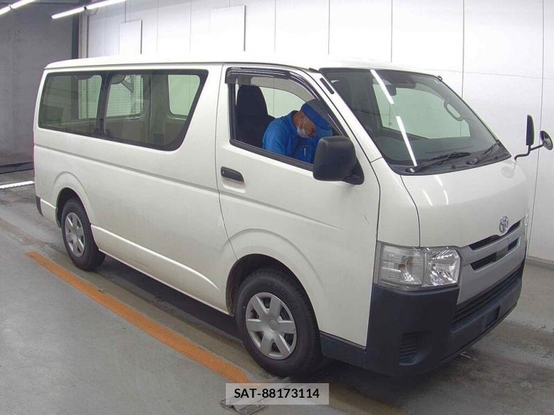 Toyota REGIUSACE VAN 2019 1279922-0