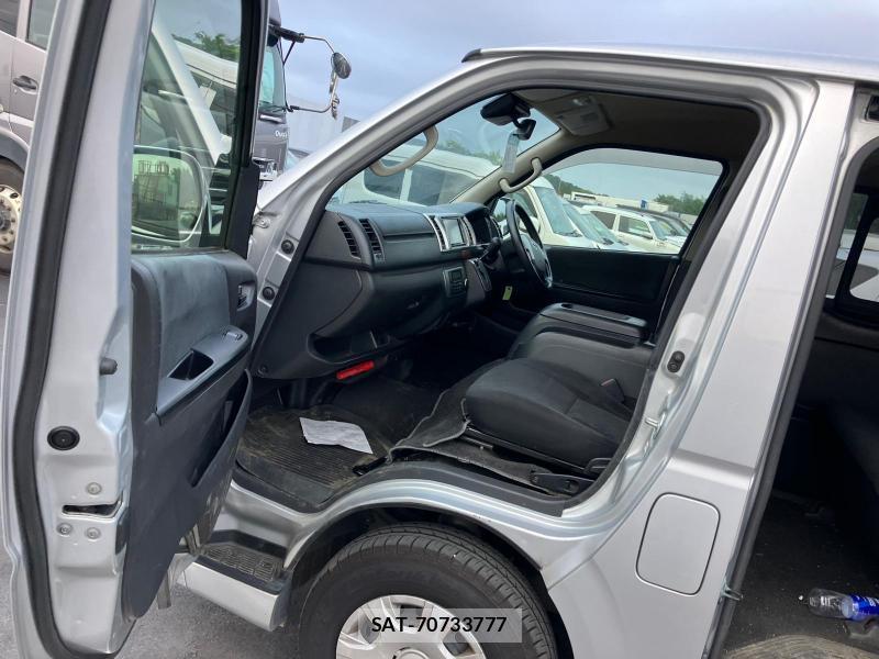 Toyota REGIUSACE VAN 2018 1252831-11