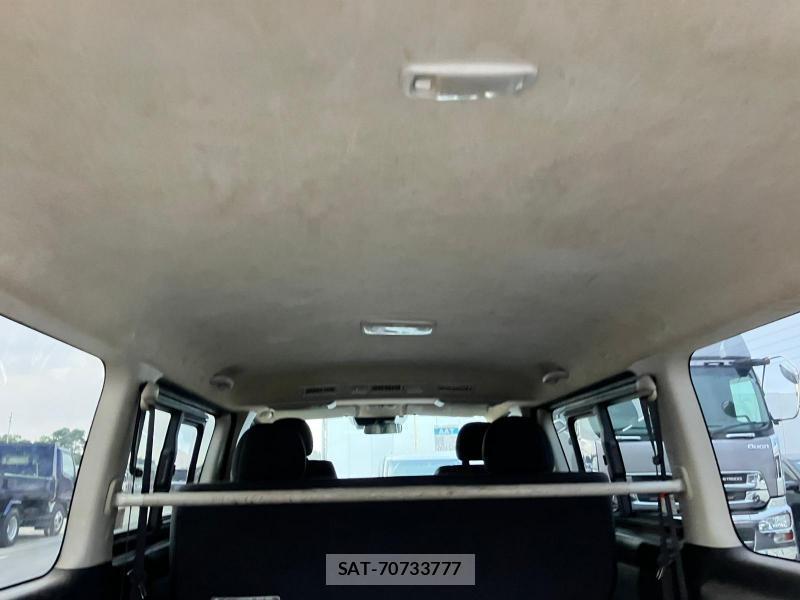 Toyota REGIUSACE VAN 2018 1252831-27