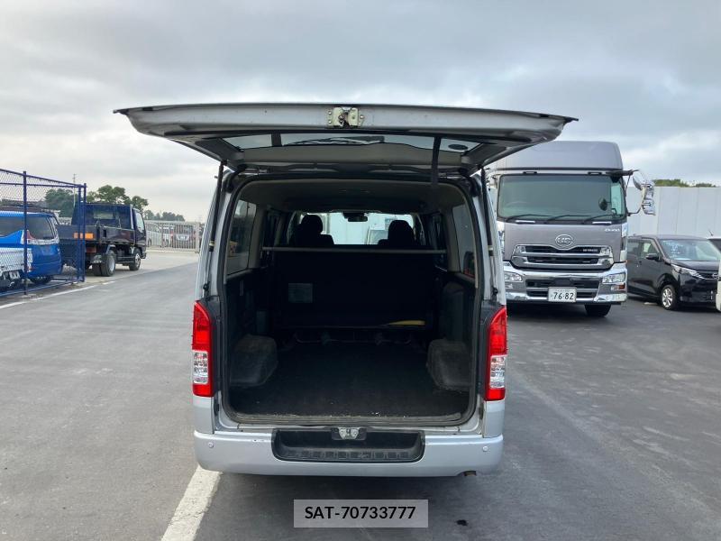 Toyota REGIUSACE VAN 2018 1252831-30