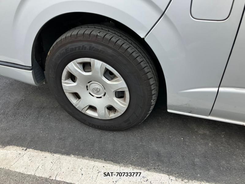 Toyota REGIUSACE VAN 2018 1252831-32