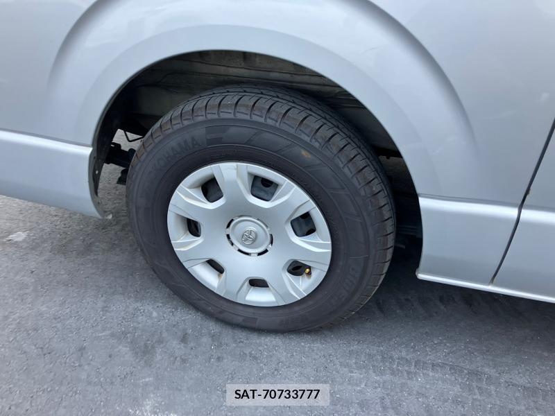 Toyota REGIUSACE VAN 2018 1252831-33