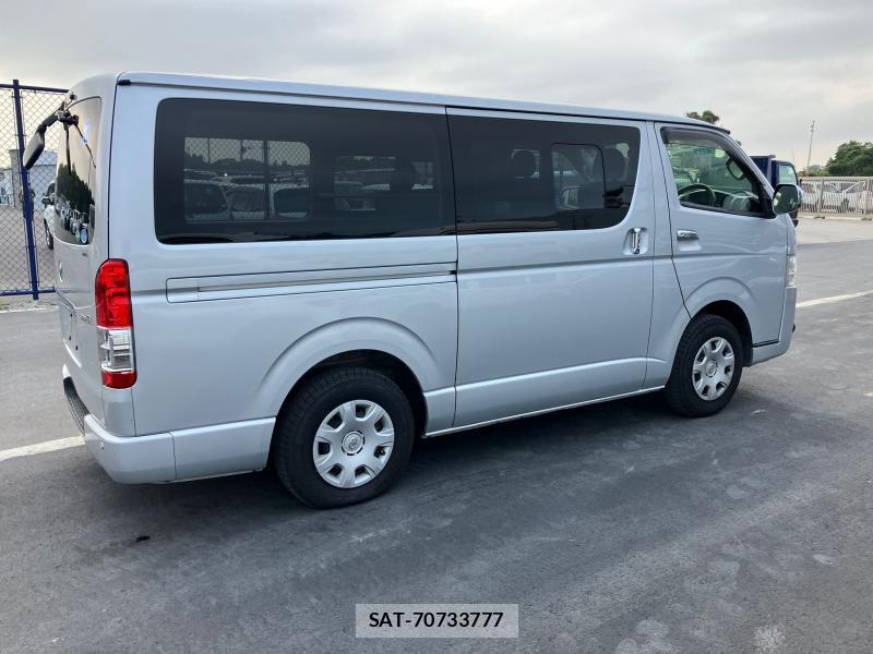 Toyota REGIUSACE VAN 2018 1252831-2