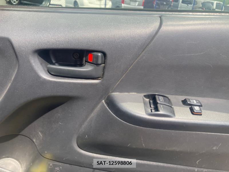 Toyota REGIUSACE VAN 2019 1252829-20