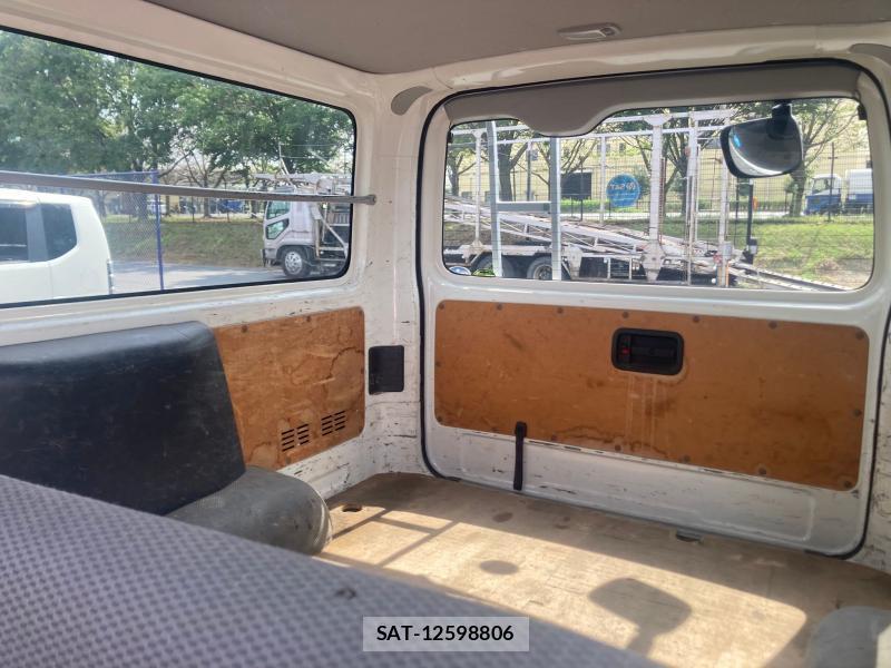 Toyota REGIUSACE VAN 2019 1252829-27