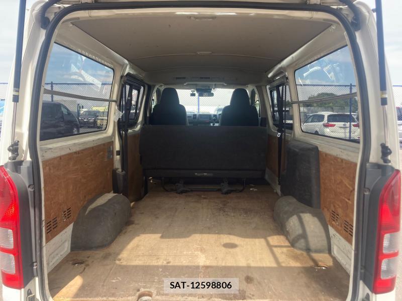 Toyota REGIUSACE VAN 2019 1252829-29
