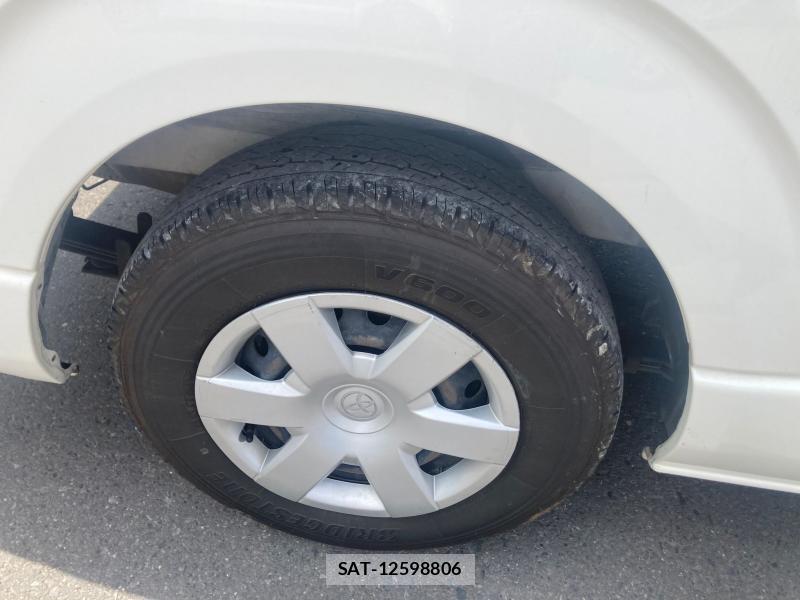 Toyota REGIUSACE VAN 2019 1252829-30