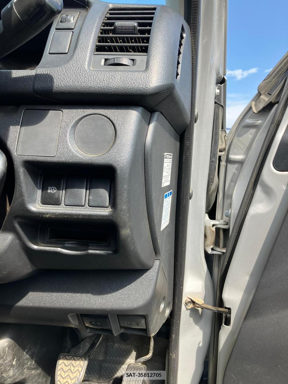 Toyota REGIUSACE VAN 2018 1218376-18