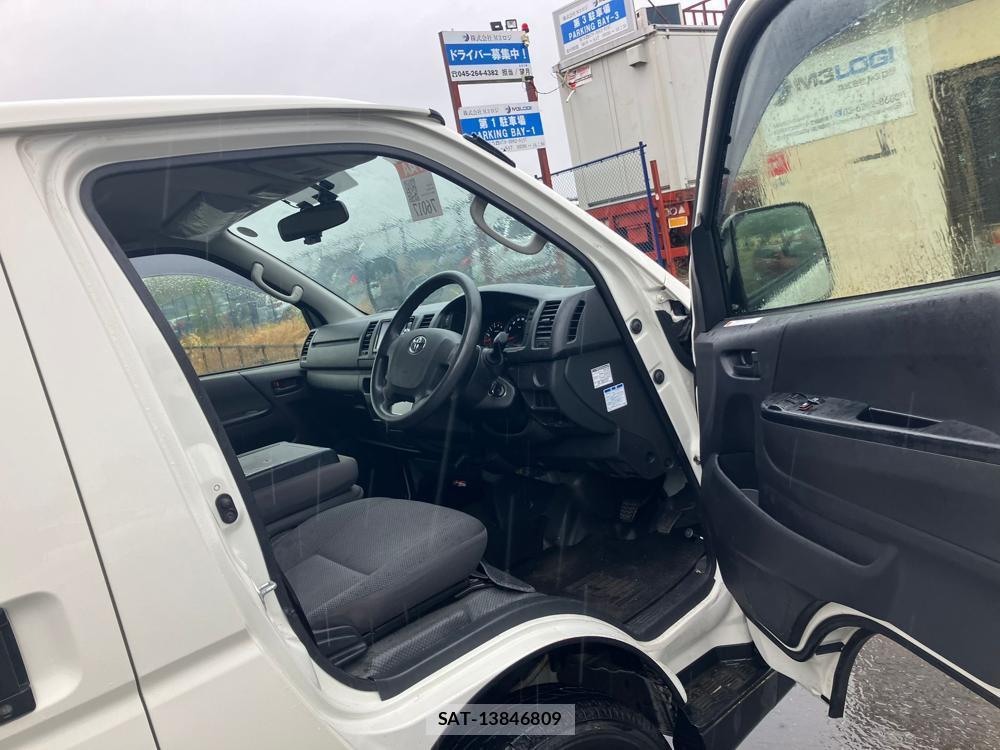 Toyota REGIUSACE VAN 2018 1218349-10