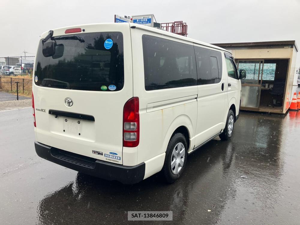 Toyota REGIUSACE VAN 2018 1218349-2