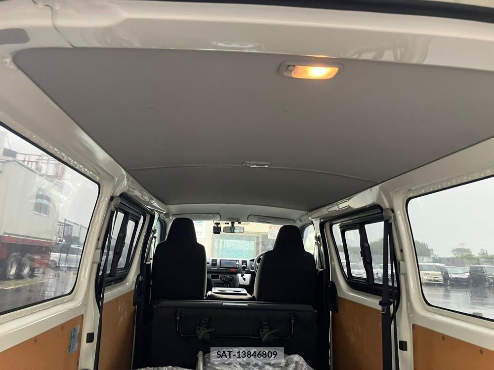 Toyota REGIUSACE VAN 2018 1218349-30