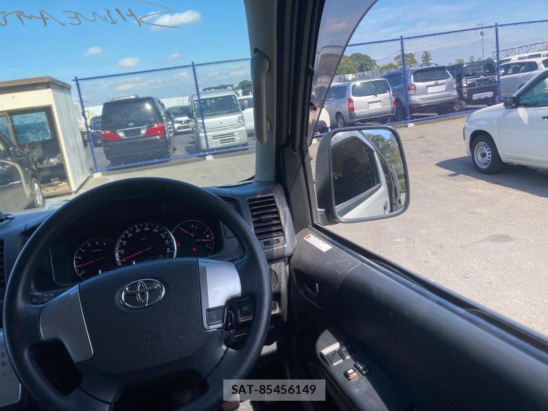 Toyota REGIUSACE VAN 2018 1268862-13