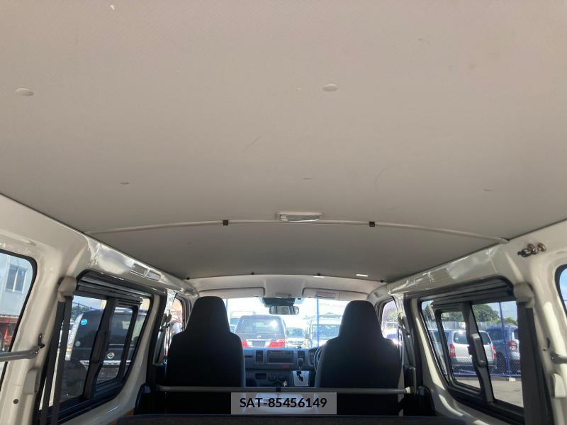 Toyota REGIUSACE VAN 2018 1268862-24