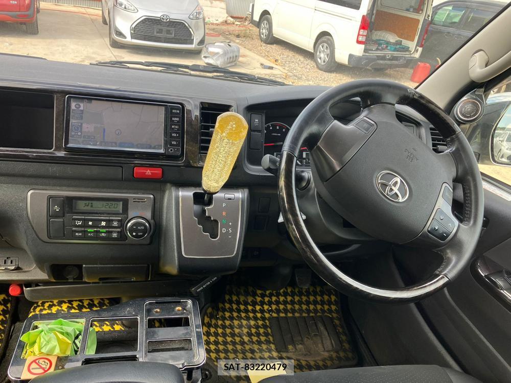 Toyota REGIUSACE VAN 2018 1300090-13