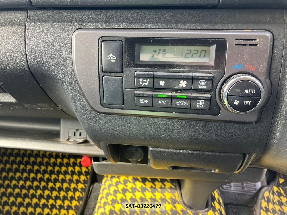 Toyota REGIUSACE VAN 2018 1300090-21