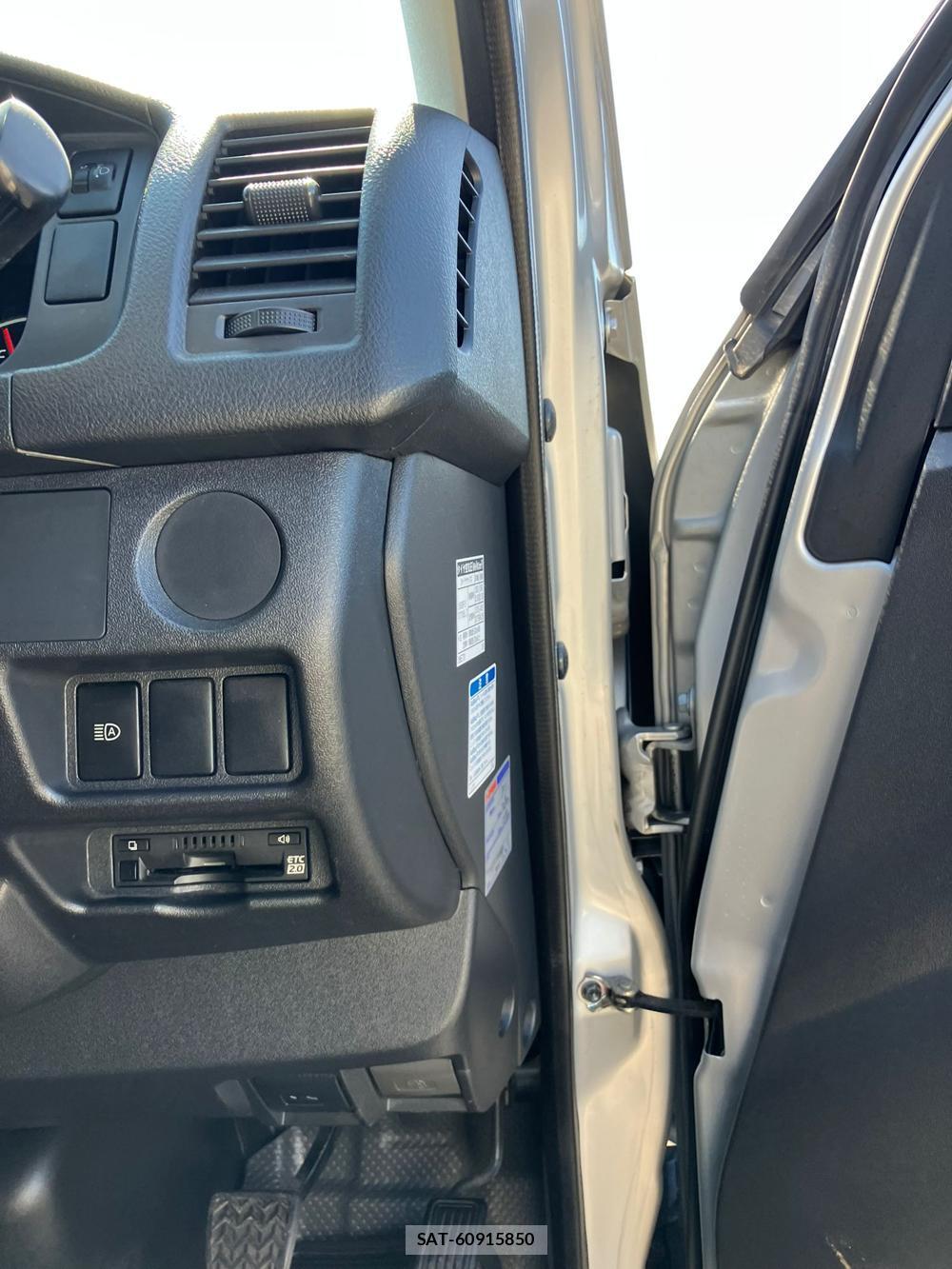 Toyota REGIUSACE VAN 2019 1230678-18