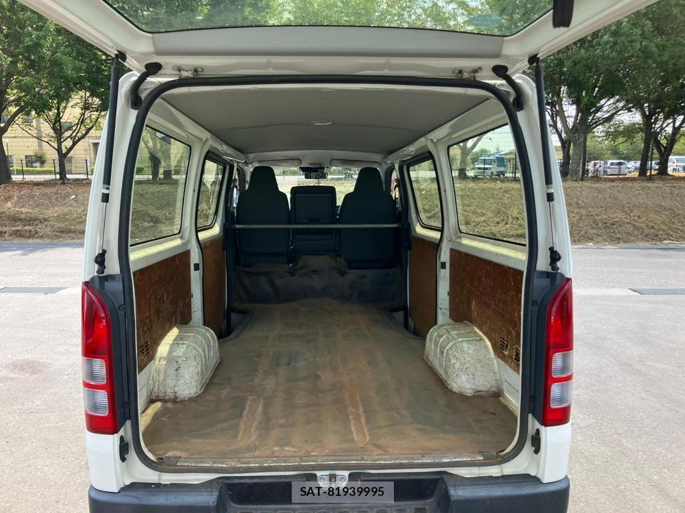 Toyota REGIUSACE VAN 2018 1218240-27