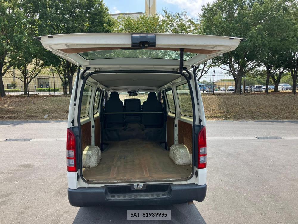 Toyota REGIUSACE VAN 2018 1218240-28