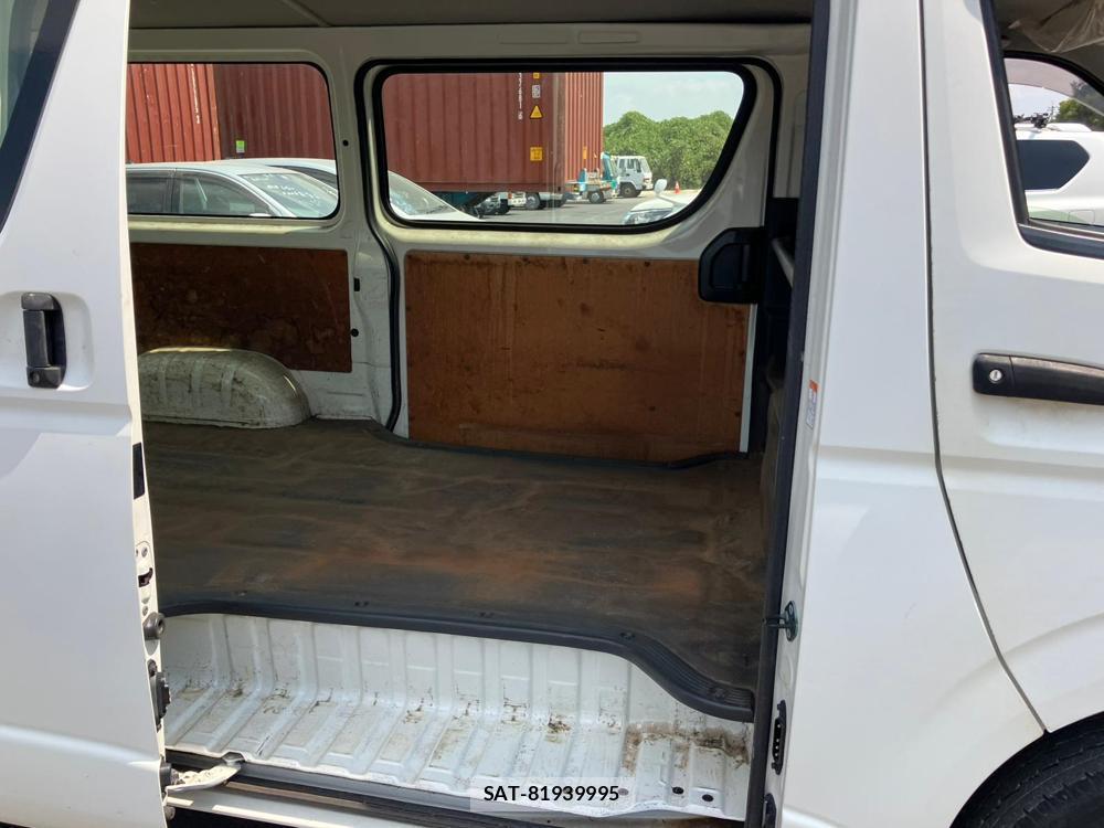 Toyota REGIUSACE VAN 2018 1218240-8