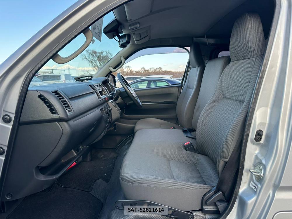 Toyota REGIUS VAN 2019-11 1669279-12