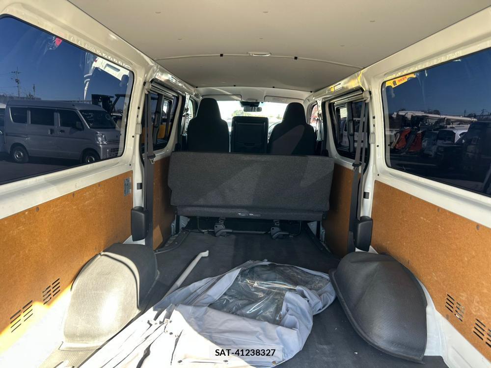 Toyota REGIUSACE VAN 2019 1538802-24