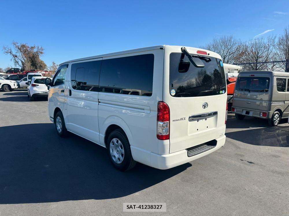 Toyota REGIUSACE VAN 2019 1538802-2