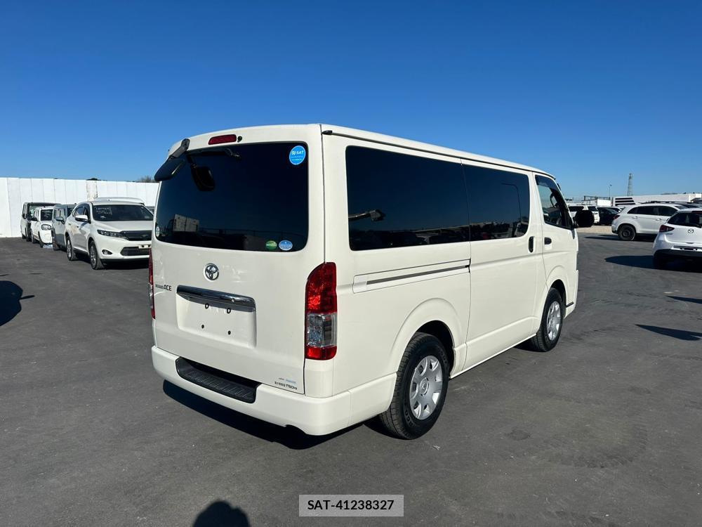 Toyota REGIUSACE VAN 2019 1538802-4