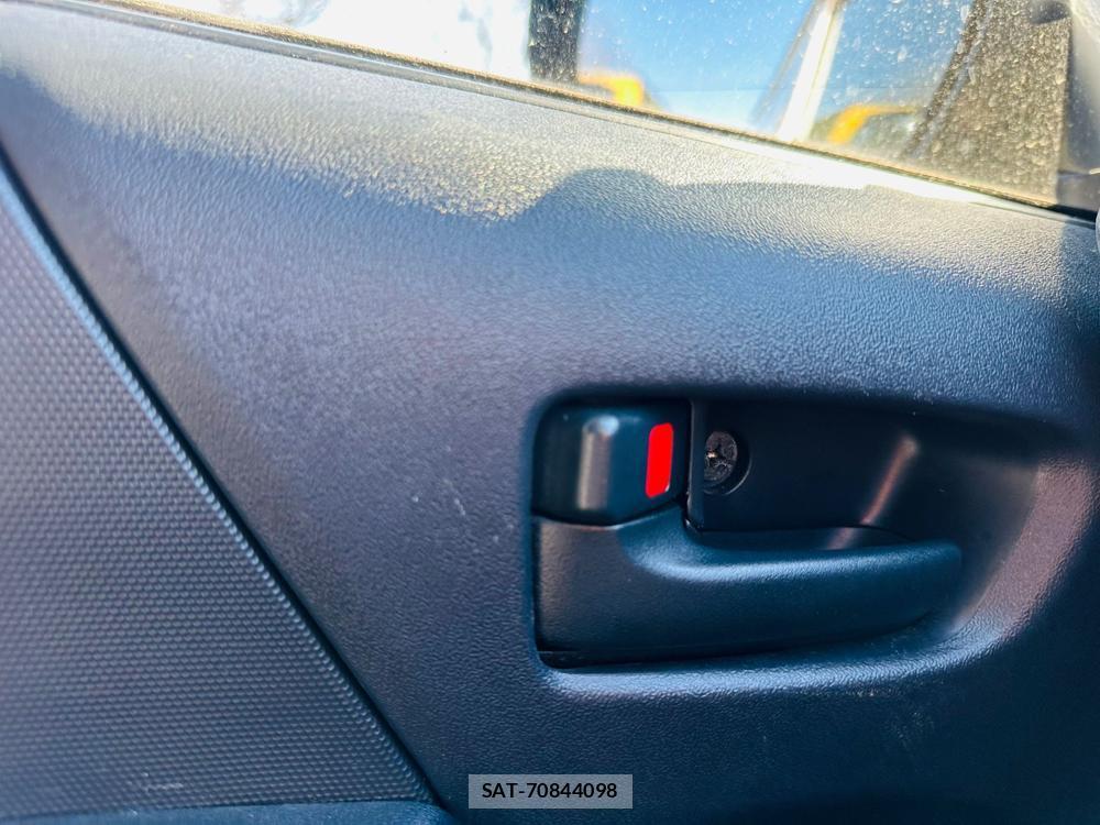 Toyota REGIUS VAN 2019-01 4211309-22