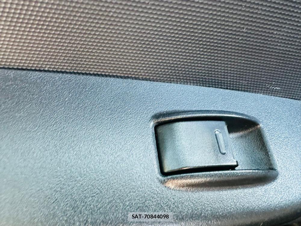 Toyota REGIUS VAN 2019-01 4211309-23