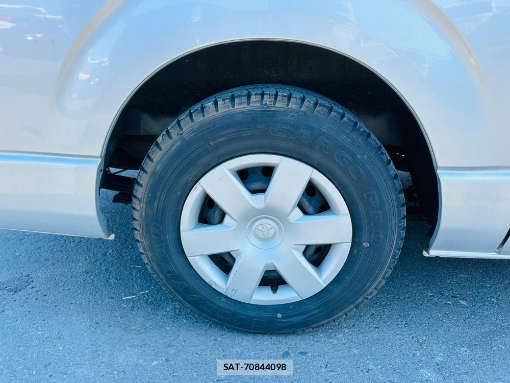 Toyota REGIUS VAN 2019-01 4211309-27