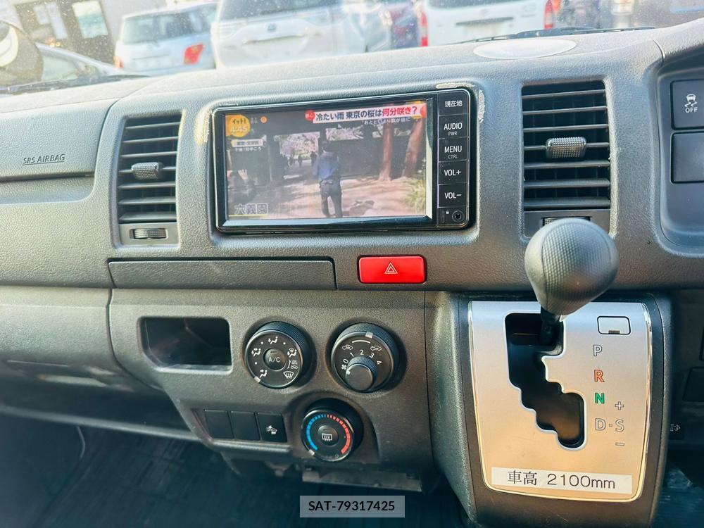 Toyota REGIUSACE VAN 2019 4144746-19