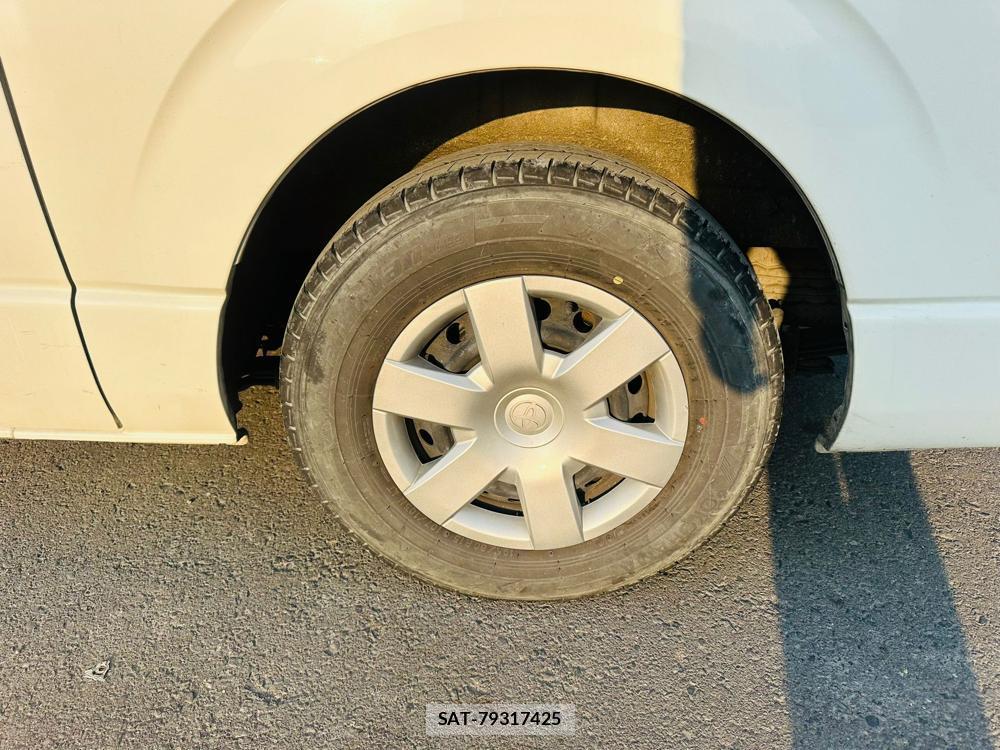 Toyota REGIUSACE VAN 2019 4144746-30