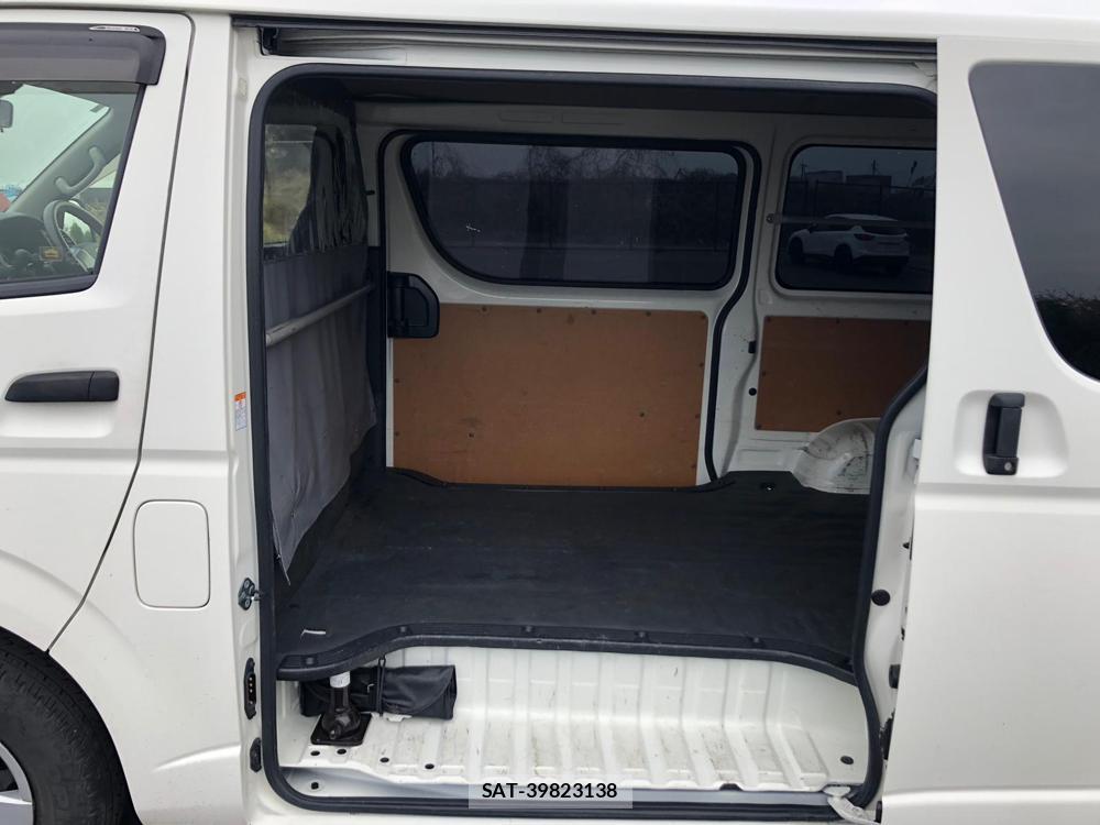 Toyota REGIUSACE VAN 2019-04 5363962-9