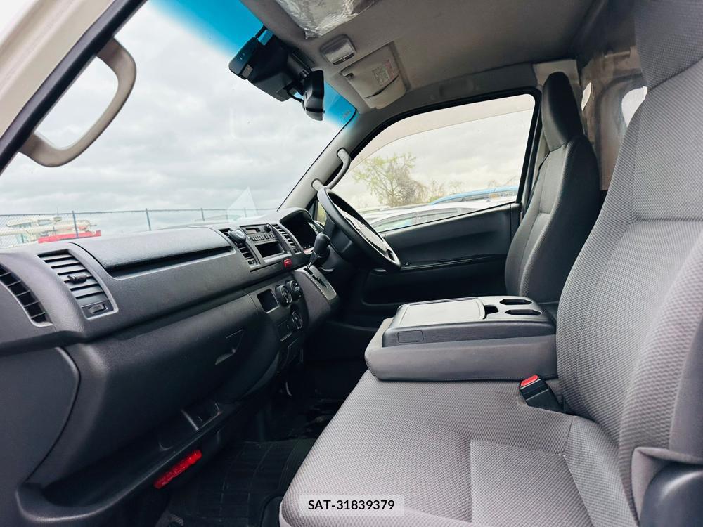 Toyota REGIUSACE VAN 2019 5568752-10