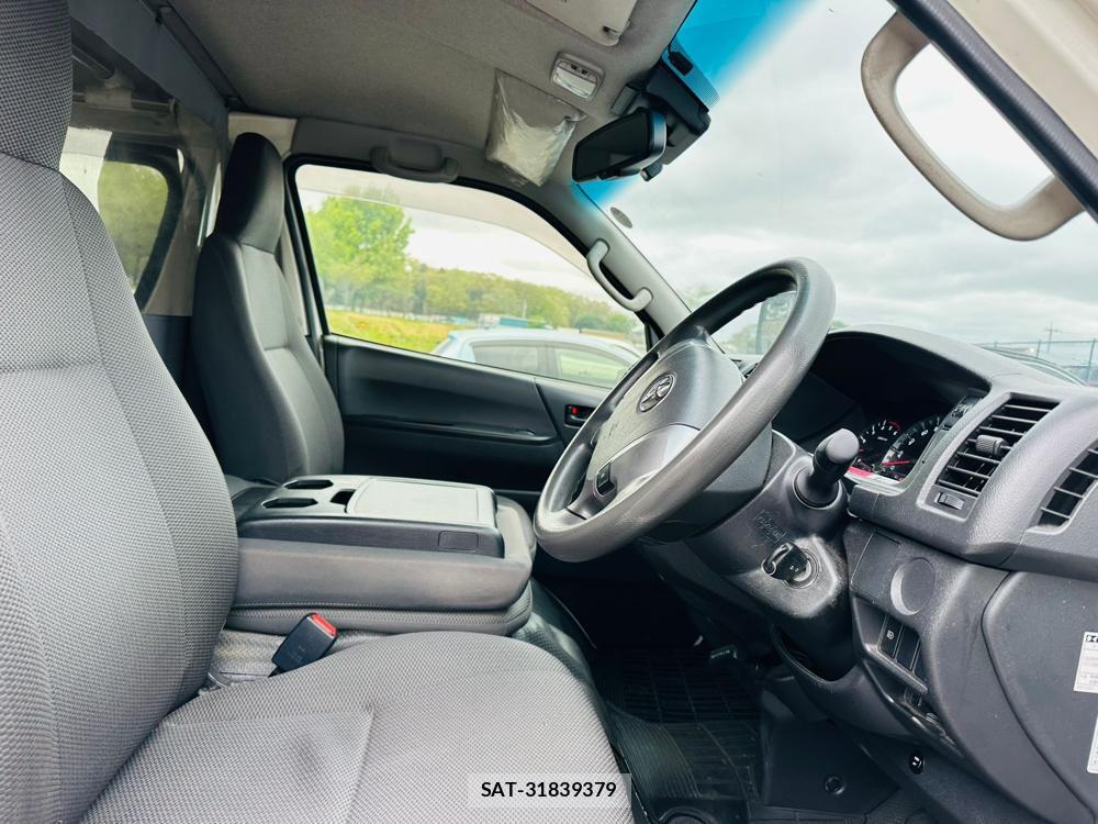 Toyota REGIUSACE VAN 2019 5568752-11
